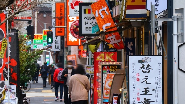 急に増えた残業を不審に思い浮気調査